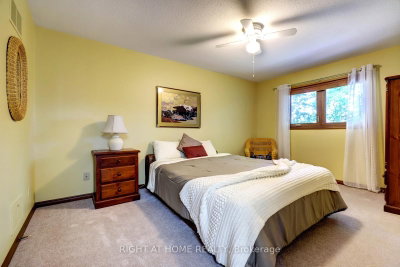 1412 Carmen Mississauga,ON L5G 3Z1 — Photo 25