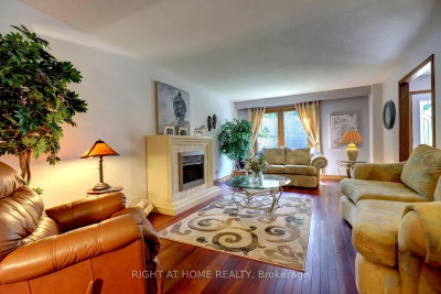 1412 Carmen Drive • Mississauga, ON photo 9