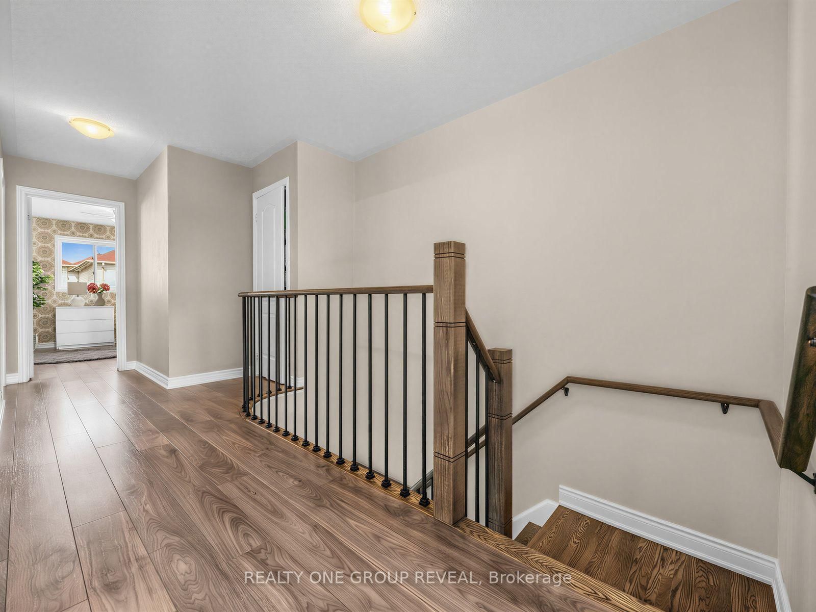 6122 Coxswain Crescent • Mississauga, ON photo 9