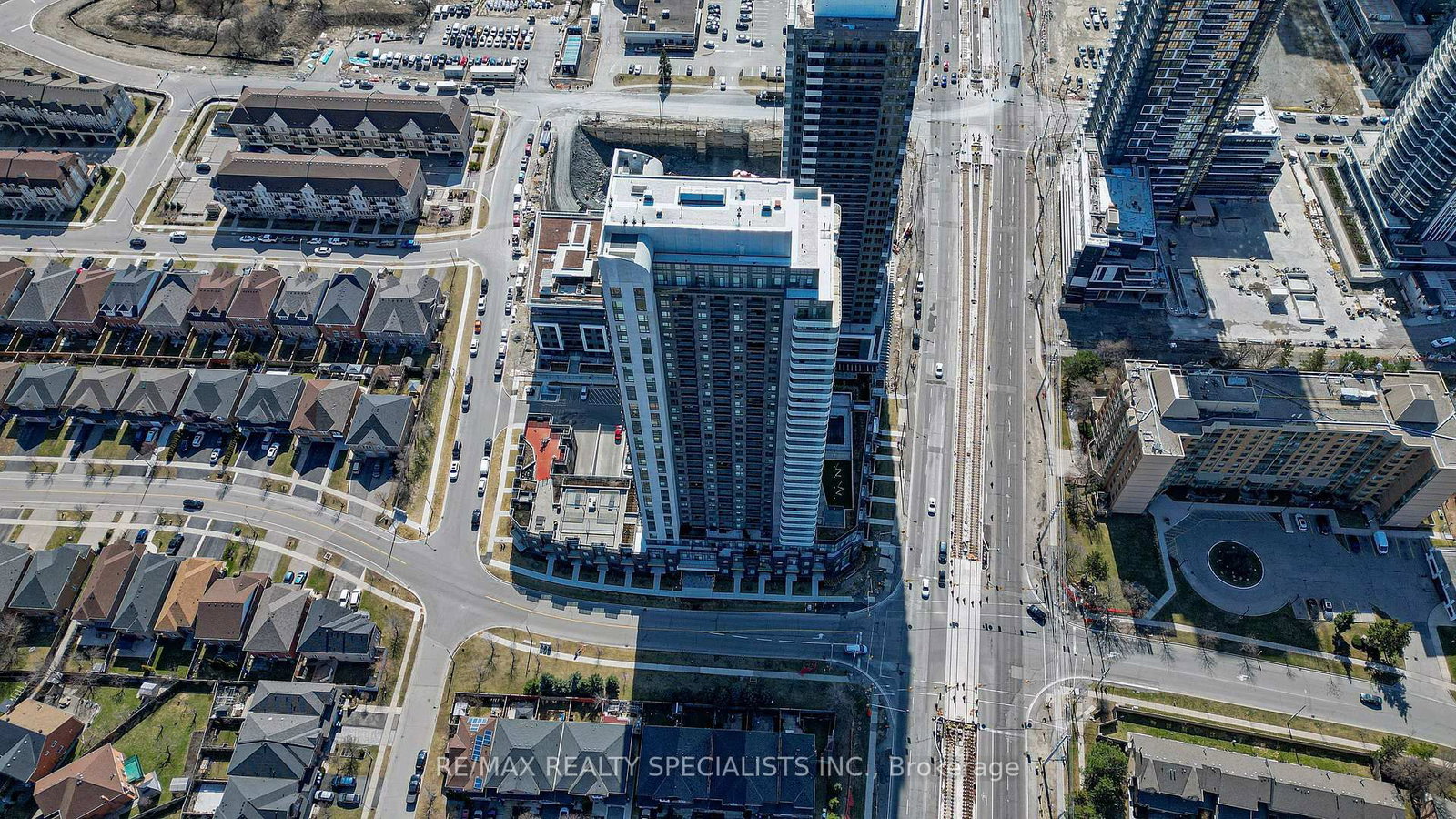 8 Nahani Way • #321 • Mississauga, ON photo 33