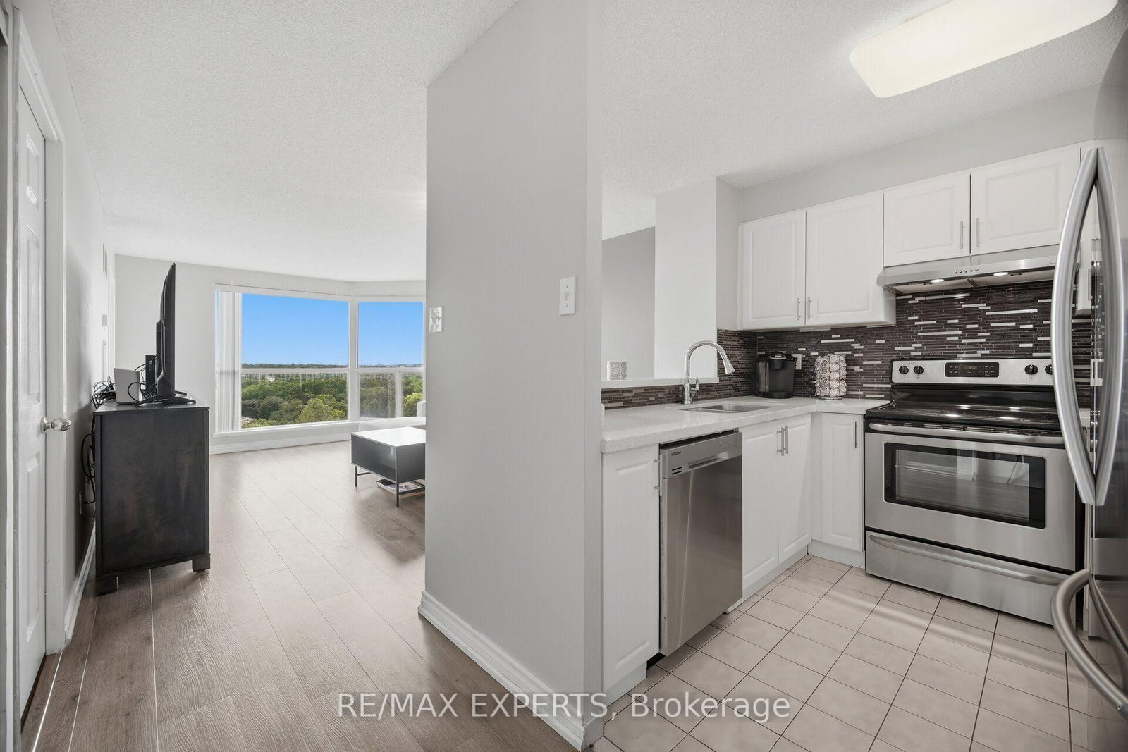 2155 Burnhamthorpe Road W • #1408 • Mississauga, ON photo 14