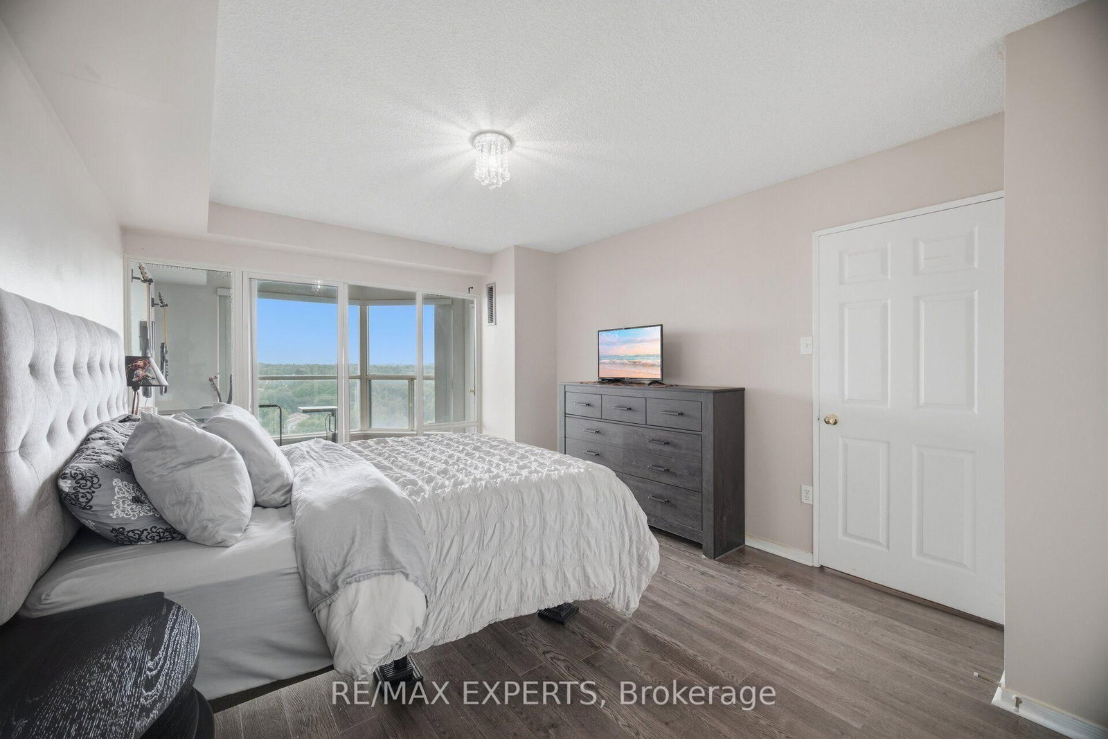 2155 Burnhamthorpe Road W • #1408 • Mississauga, ON photo 25