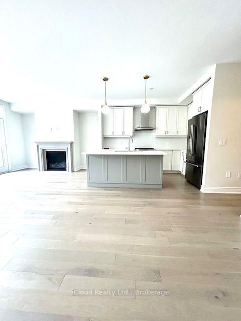 1305 Merton Road • Oakville, ON photo 9