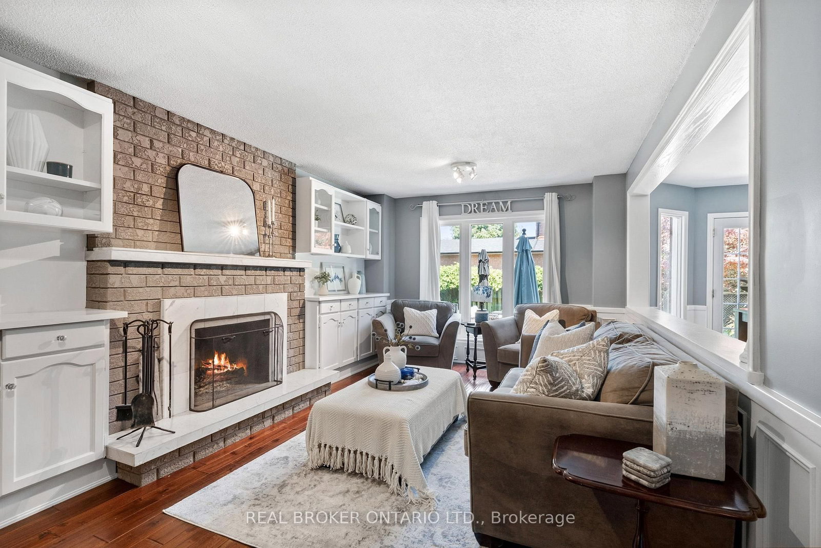 1291 Windrush Drive • Oakville, ON photo 12
