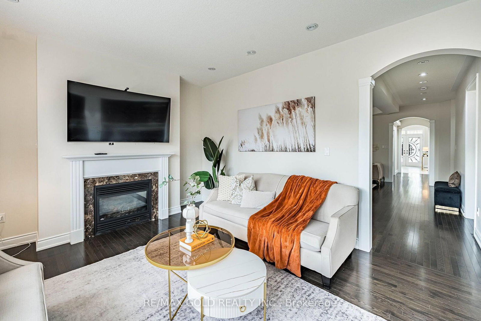 54 Orangeblossom Trail • Brampton, ON photo 15