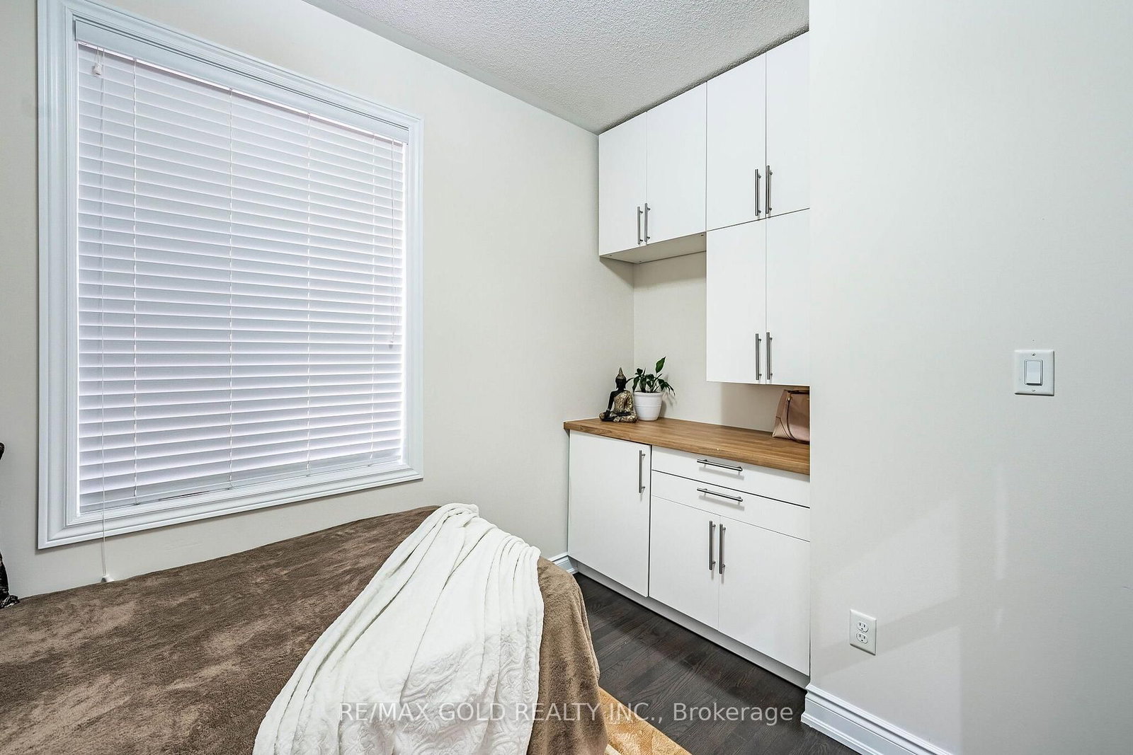 54 Orangeblossom Trail • Brampton, ON photo 19