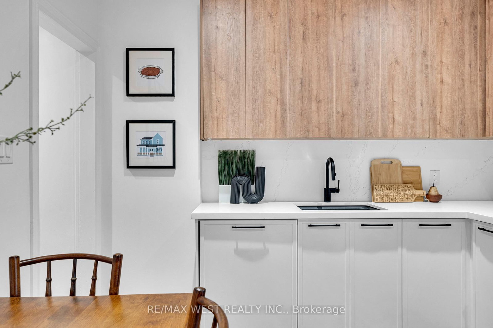 259 Sixth Street • Toronto, ON photo 14