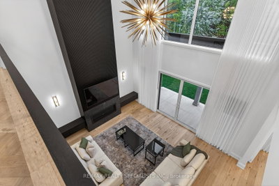 431 Seaton Drive • Oakville, ON photo 8
