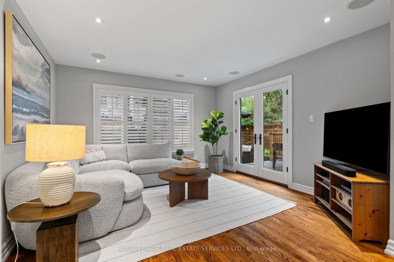 100 Dunedin Drive • Toronto, ON photo 18