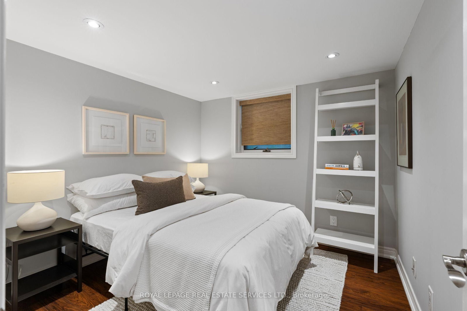 100 Dunedin Drive • Toronto, ON photo 35