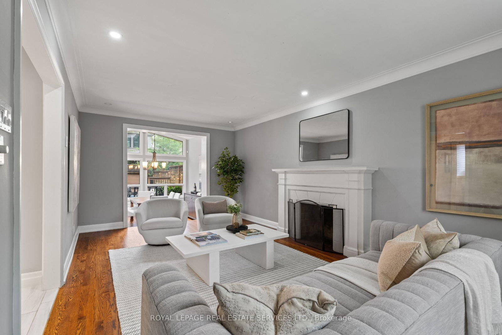 100 Dunedin Drive • Toronto, ON photo 6
