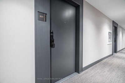 395 Dundas Street W • #801 • Oakville, ON photo 3