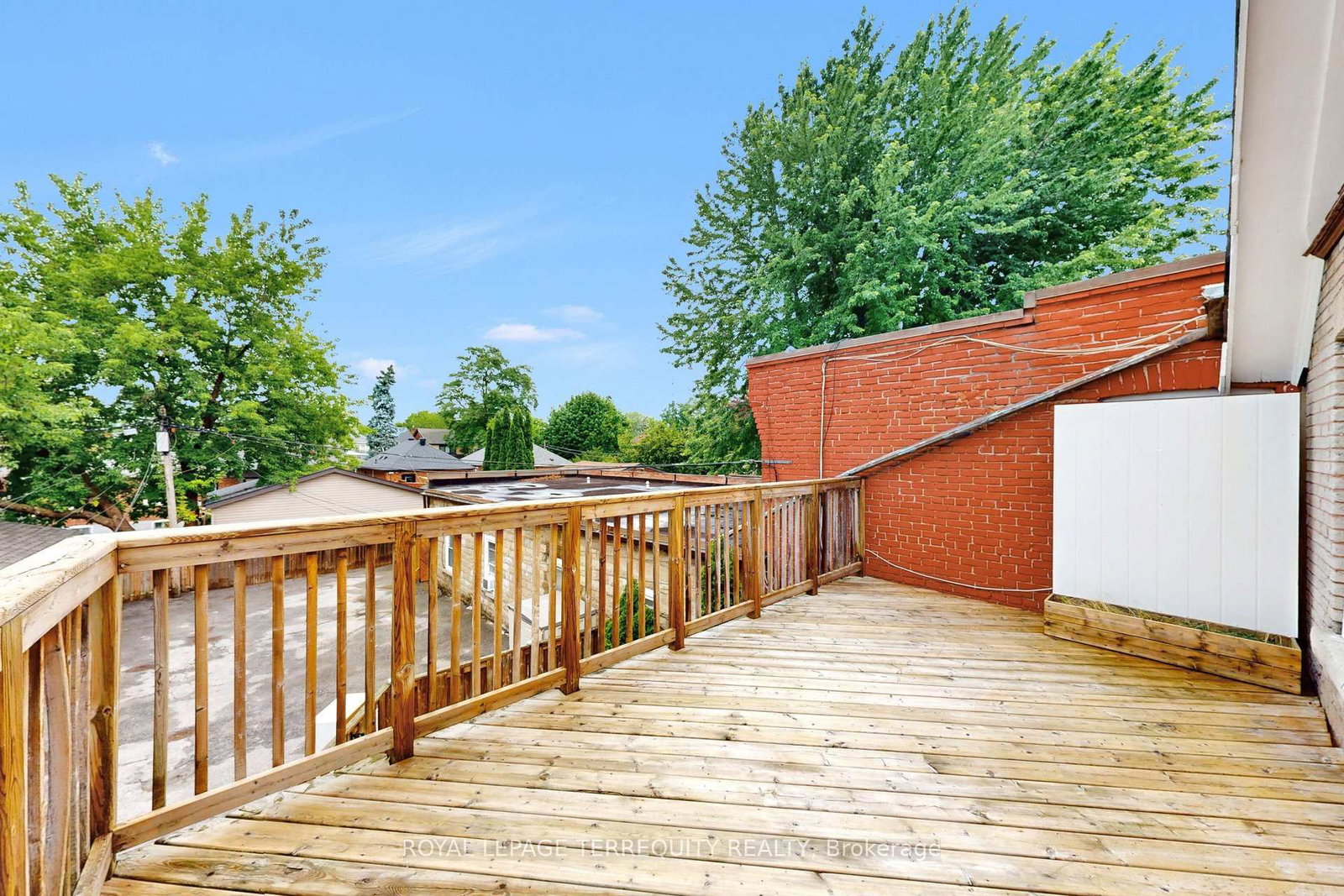 372 St Johns Road • Toronto, ON photo 21