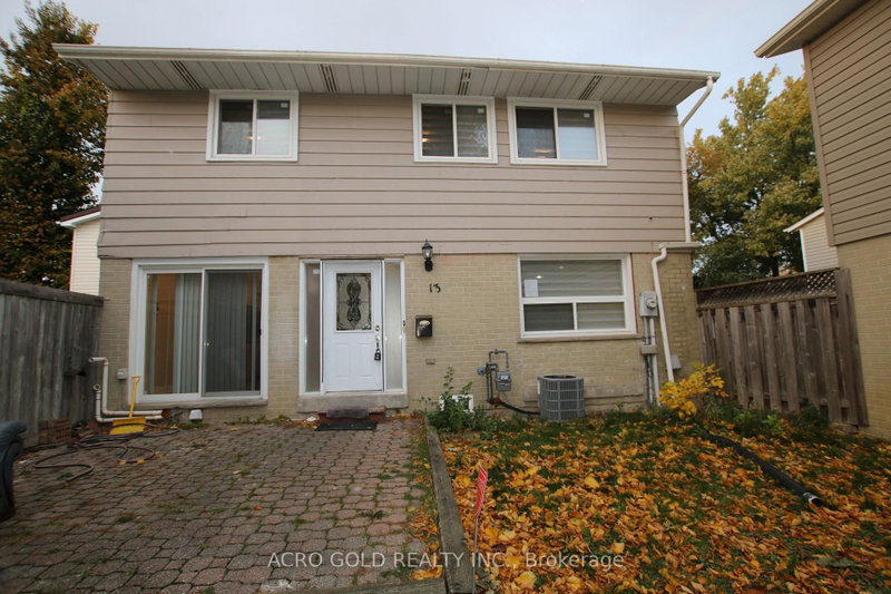 13 Hillgate Drive