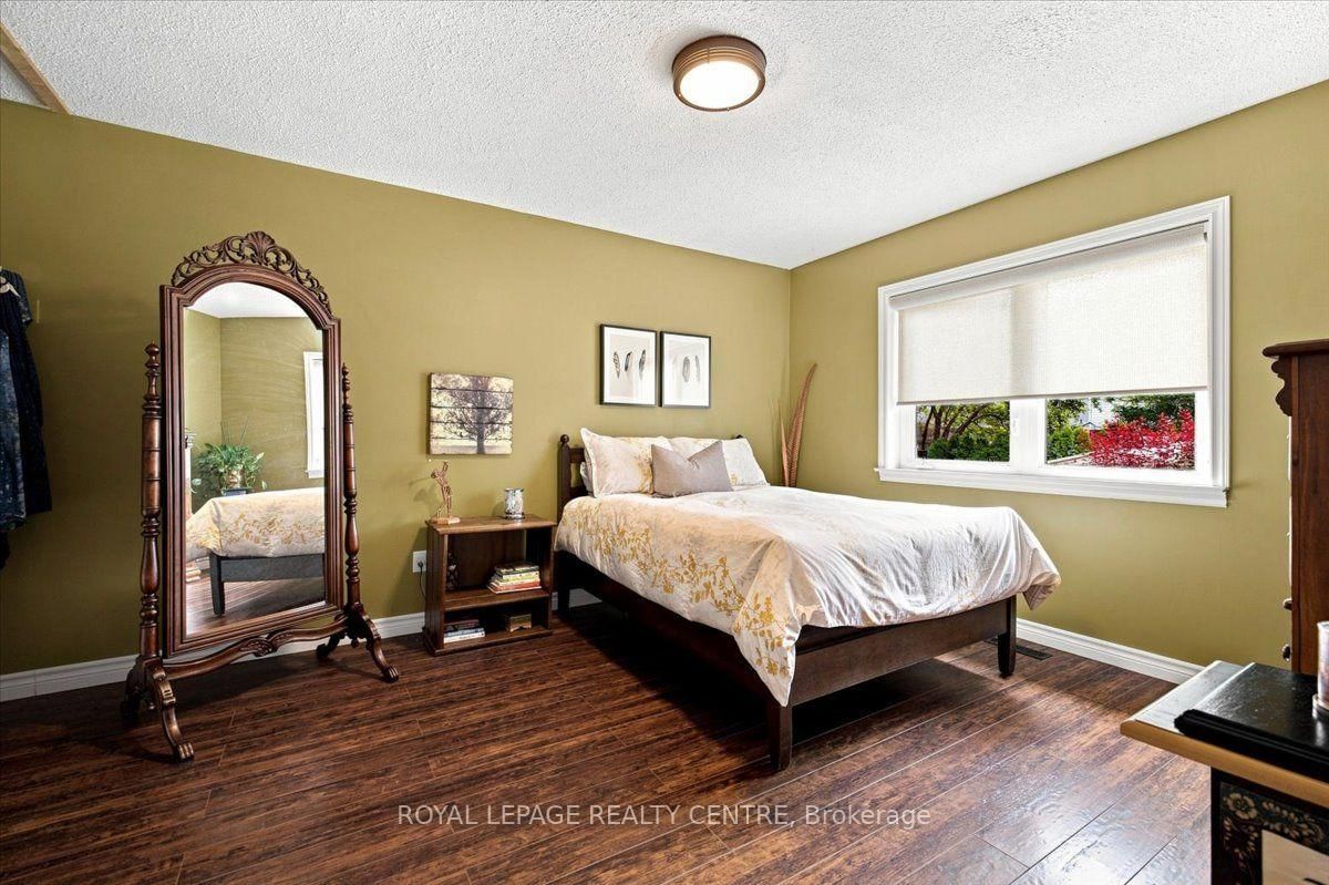 2564 Mainroyal Street • Mississauga, ON photo 19