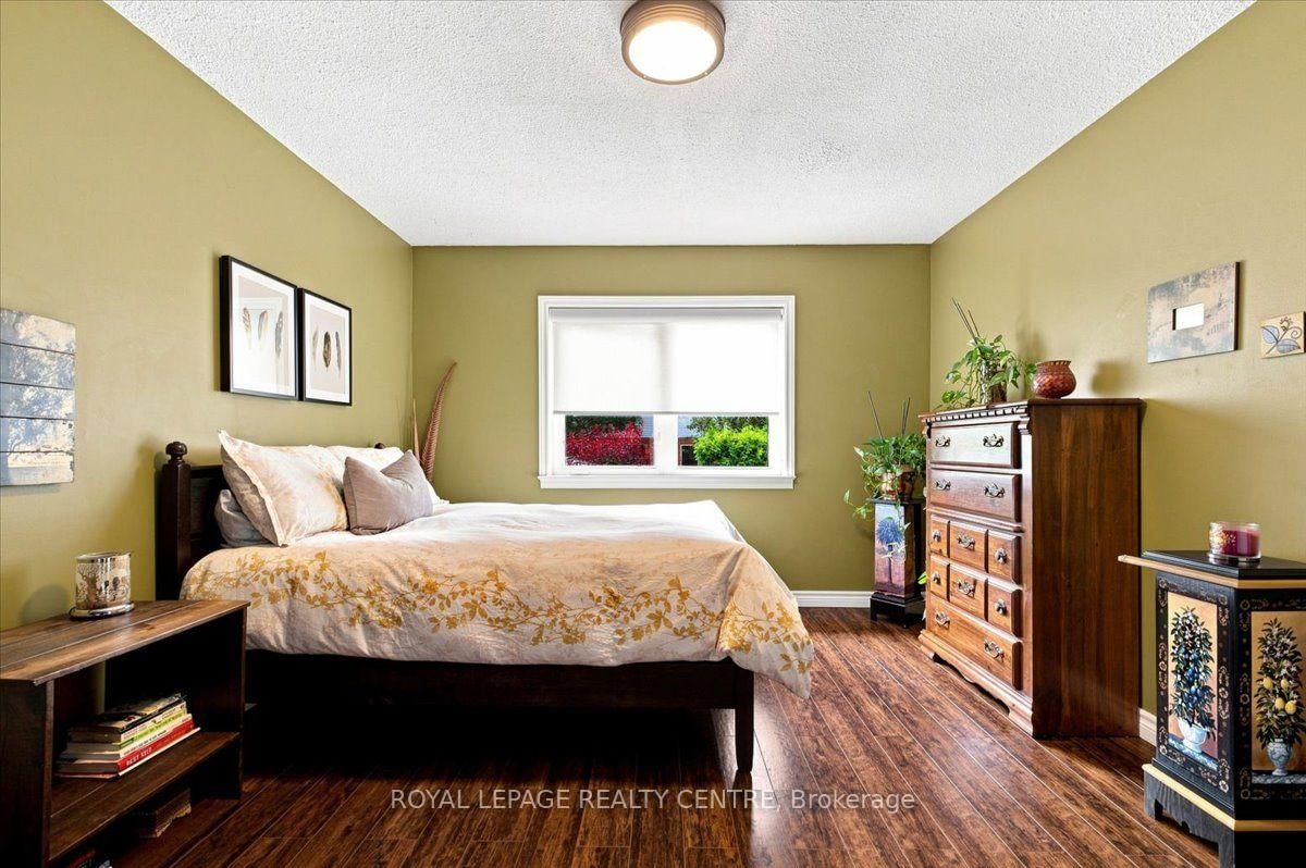 2564 Mainroyal Street • Mississauga, ON photo 20