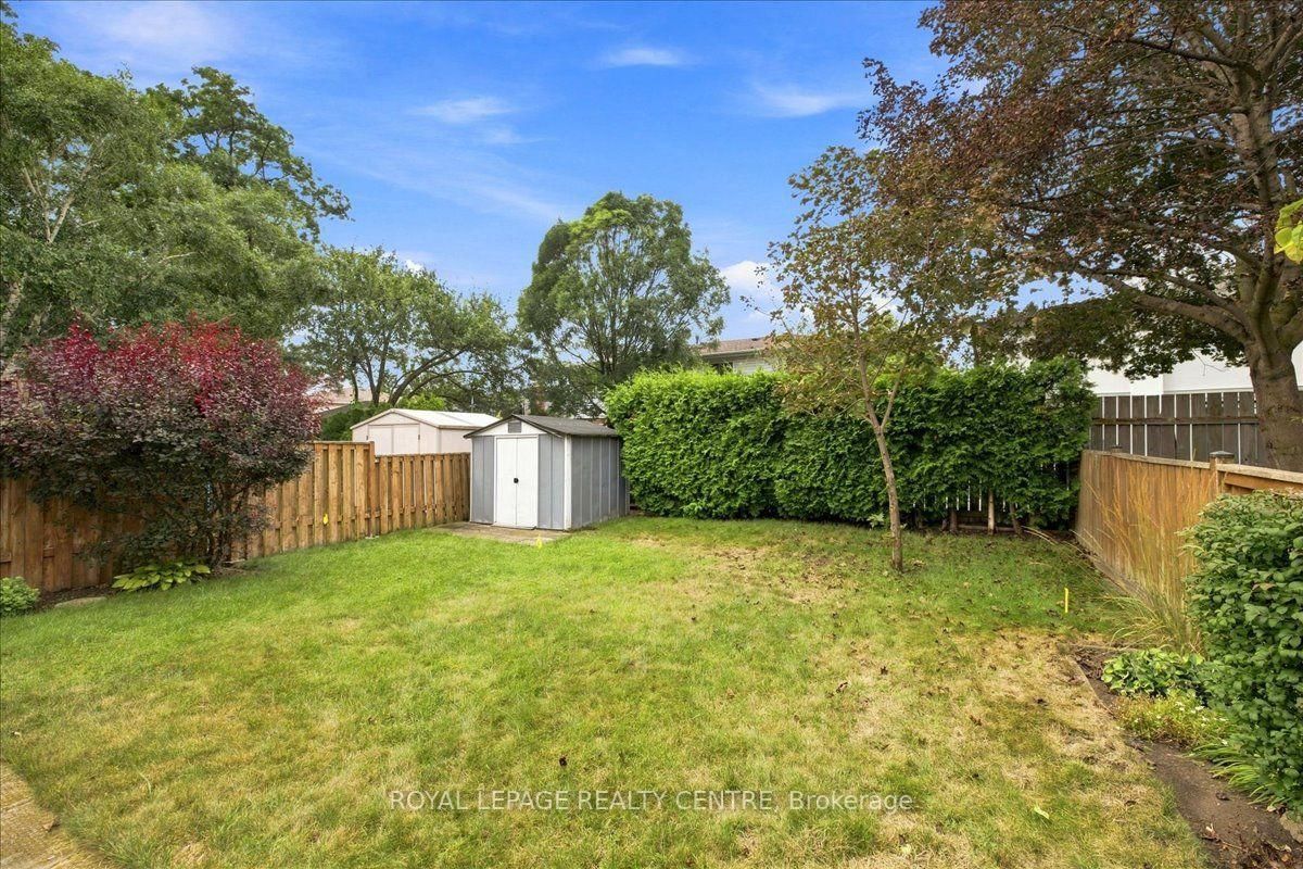 2564 Mainroyal Street • Mississauga, ON photo 42