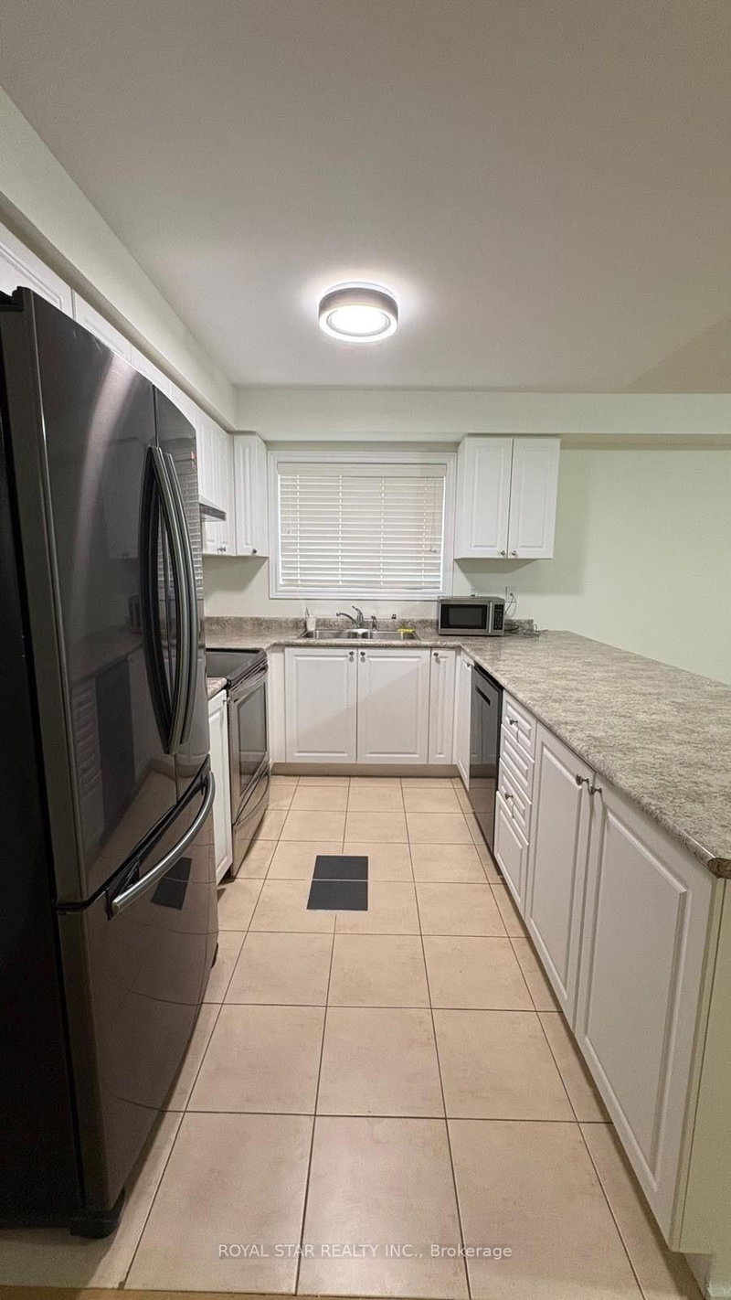 31 - 200 Veterans Drive S