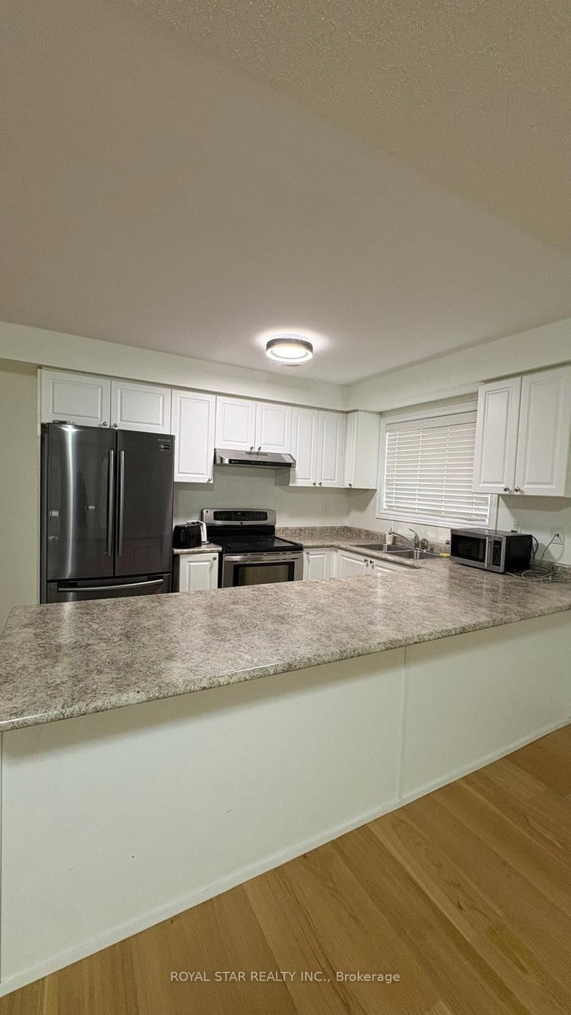31 - 200 Veterans Drive S