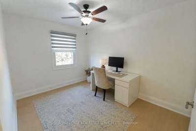 30 Heslop Milton,ON L9T 1B3 — Photo 19