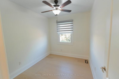 30 Heslop Milton,ON L9T 1B3 — Photo 21
