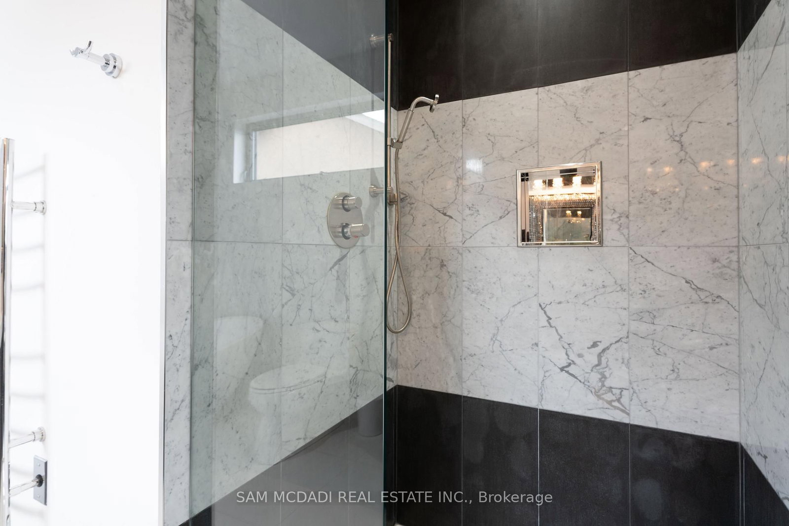 852 Goodwin Road • Mississauga, ON photo 17