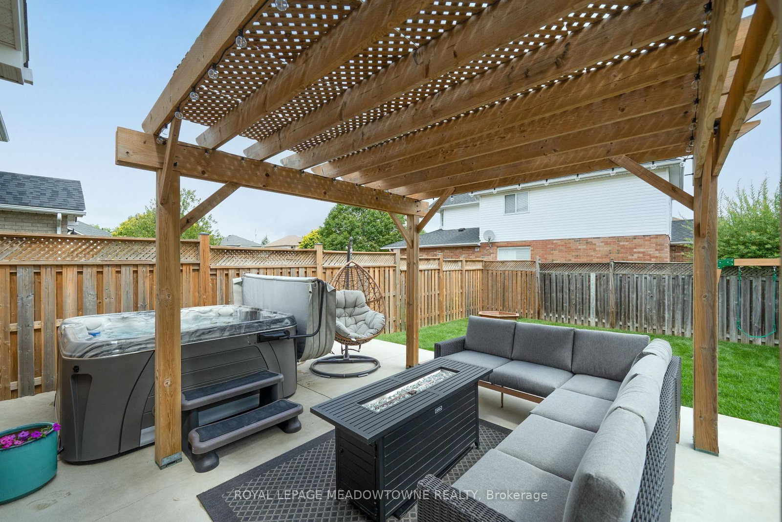 41 Beardmore Crescent • Halton Hills, ON photo 48