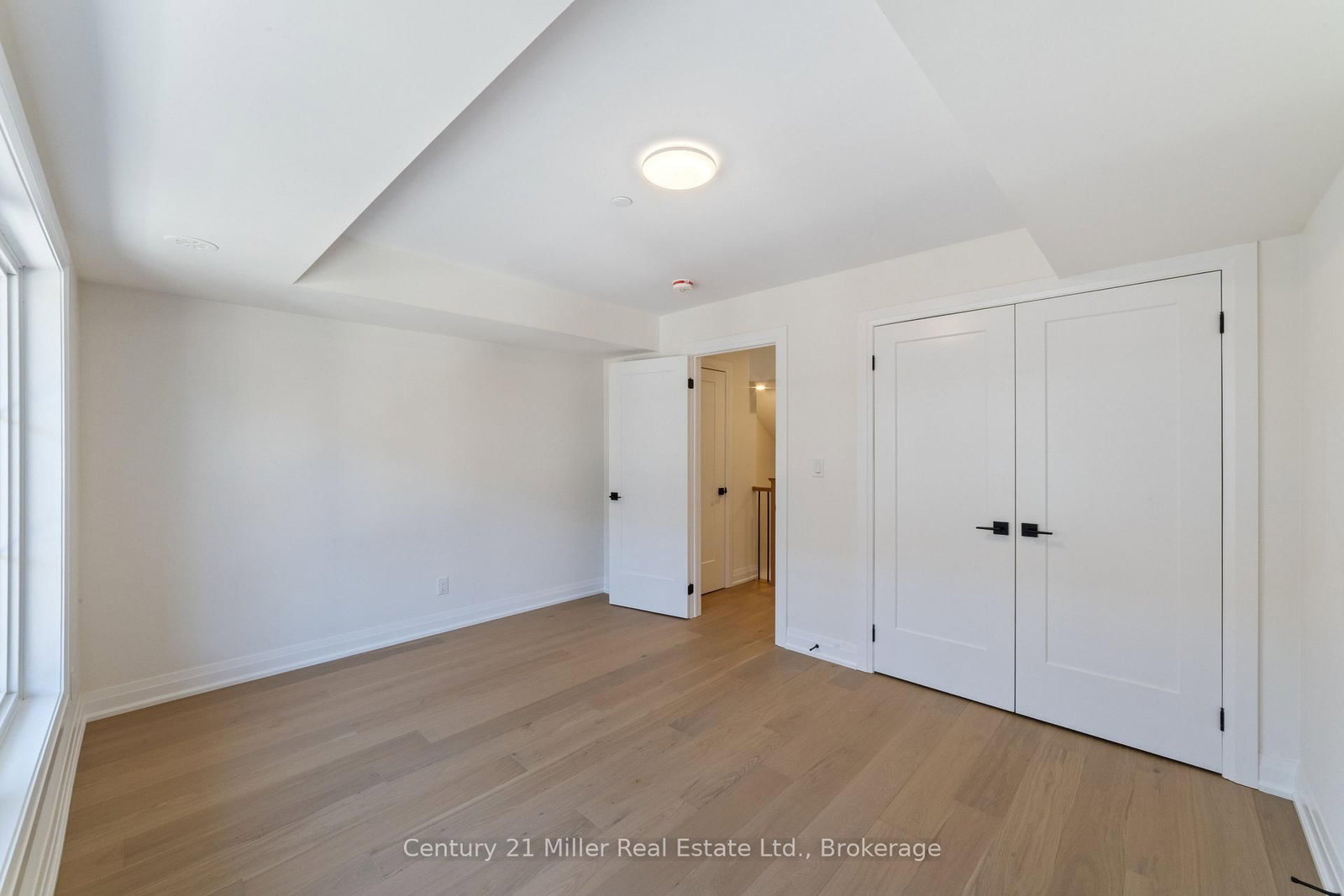 2123 Lillykin Street • #3 • Oakville, ON photo 17