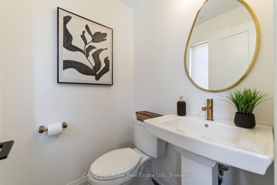 2123 Lillykin Street • #3 • Oakville, ON photo 3