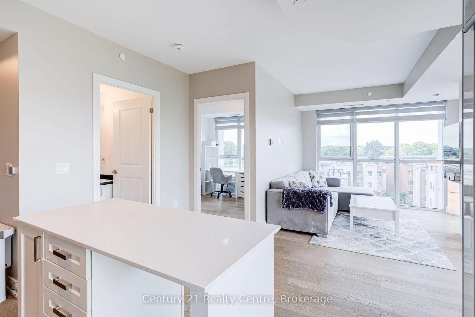 1063 Douglas McCurdy Common • #513 • Mississauga, ON photo 16