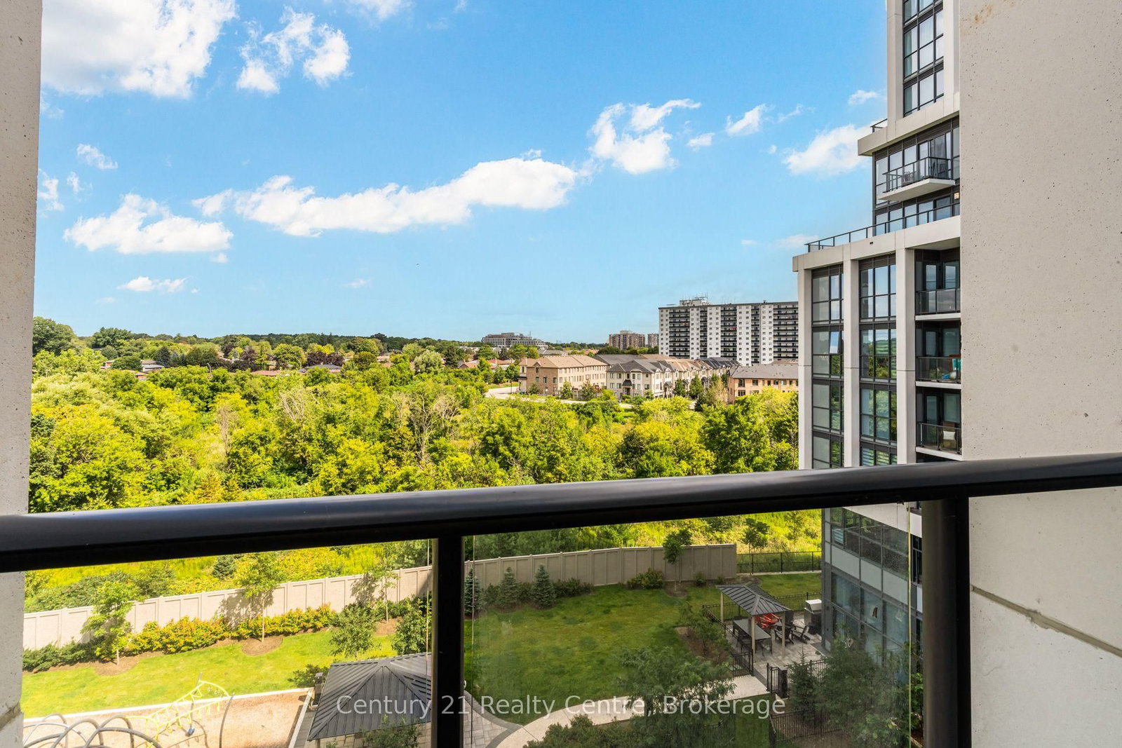 1063 Douglas McCurdy Common • #513 • Mississauga, ON photo 32