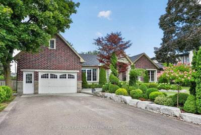 273 Savoy Crescent • Oakville, ON photo 3