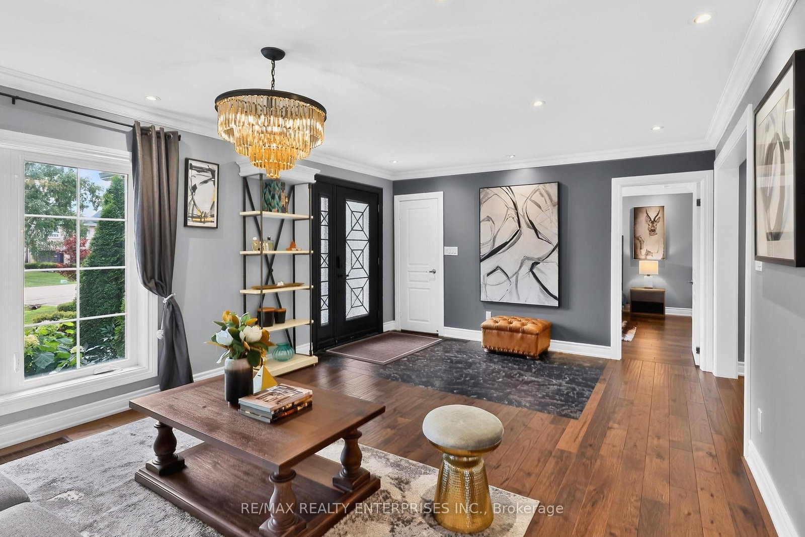 273 Savoy Crescent • Oakville, ON photo 6