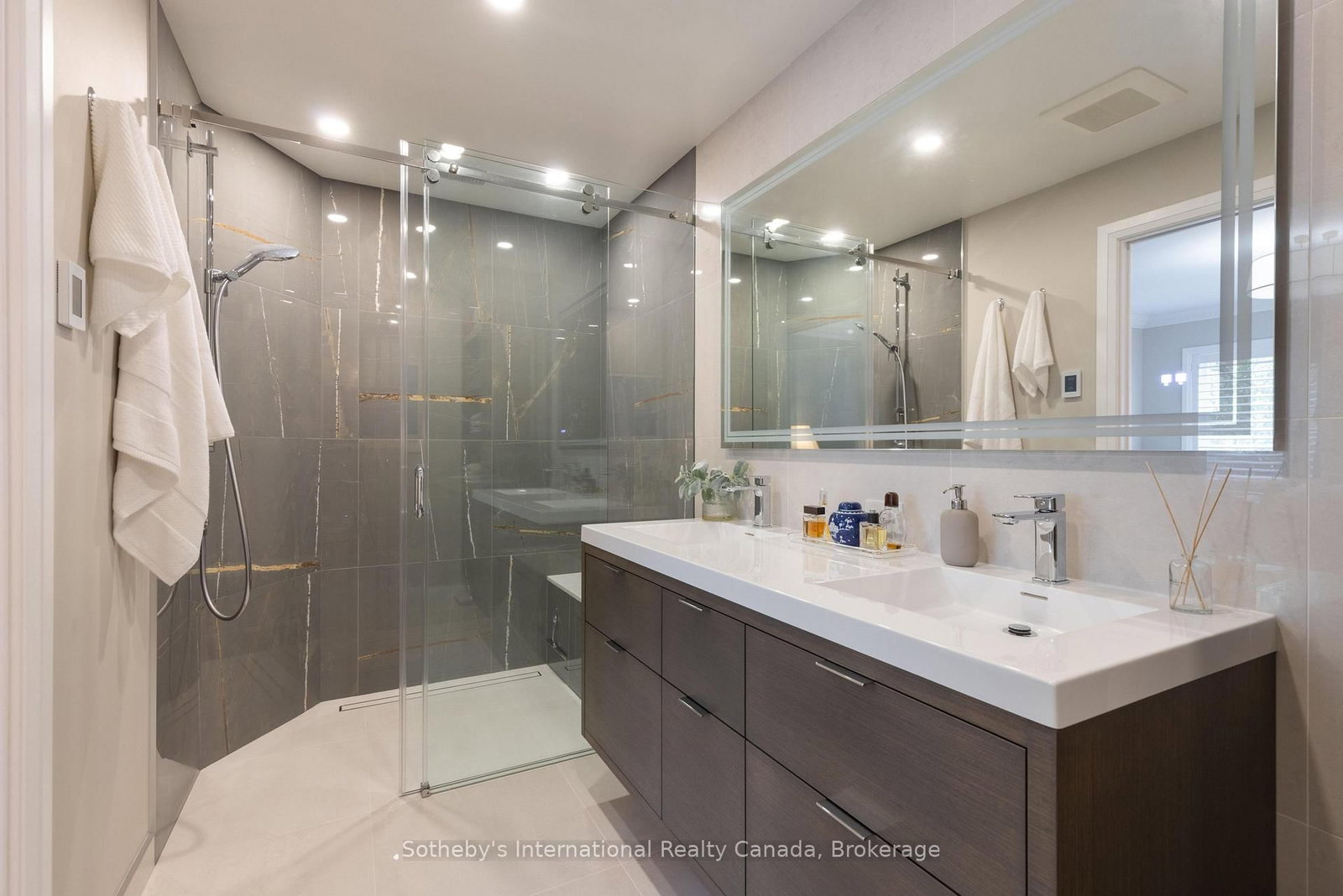 1064 Queen Street W • #32A • Mississauga, ON photo 24