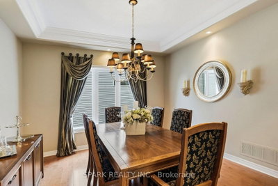 179 Tanners Drive S • Halton Hills, ON photo 8