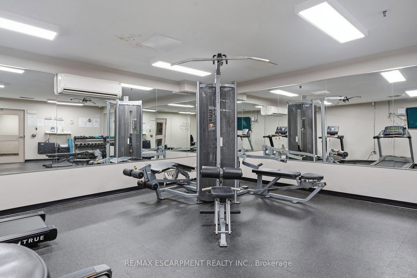 1415 Ghent Avenue • #203 • Burlington, ON photo 18