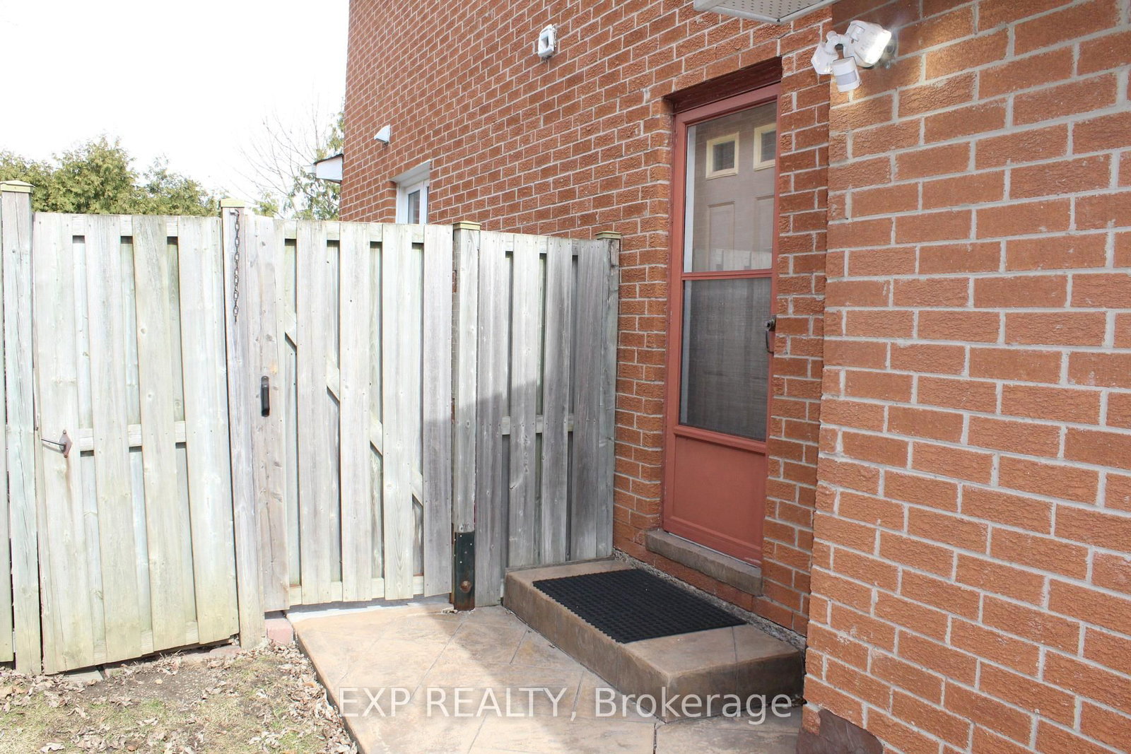 48 Howell Street • Brampton, ON photo 37