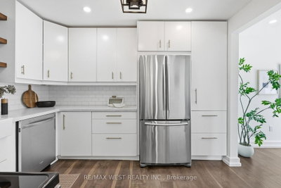 6650 Falconer Mississauga,ON L5N 1B5 — Photo 12