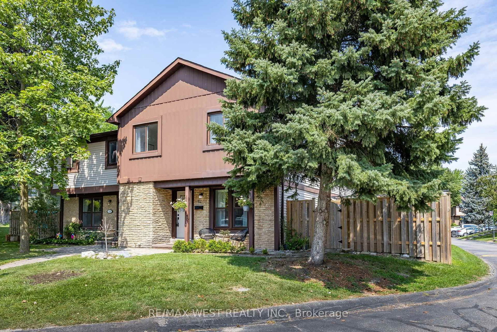 6650 Falconer Drive • #112 • Mississauga, ON photo 41