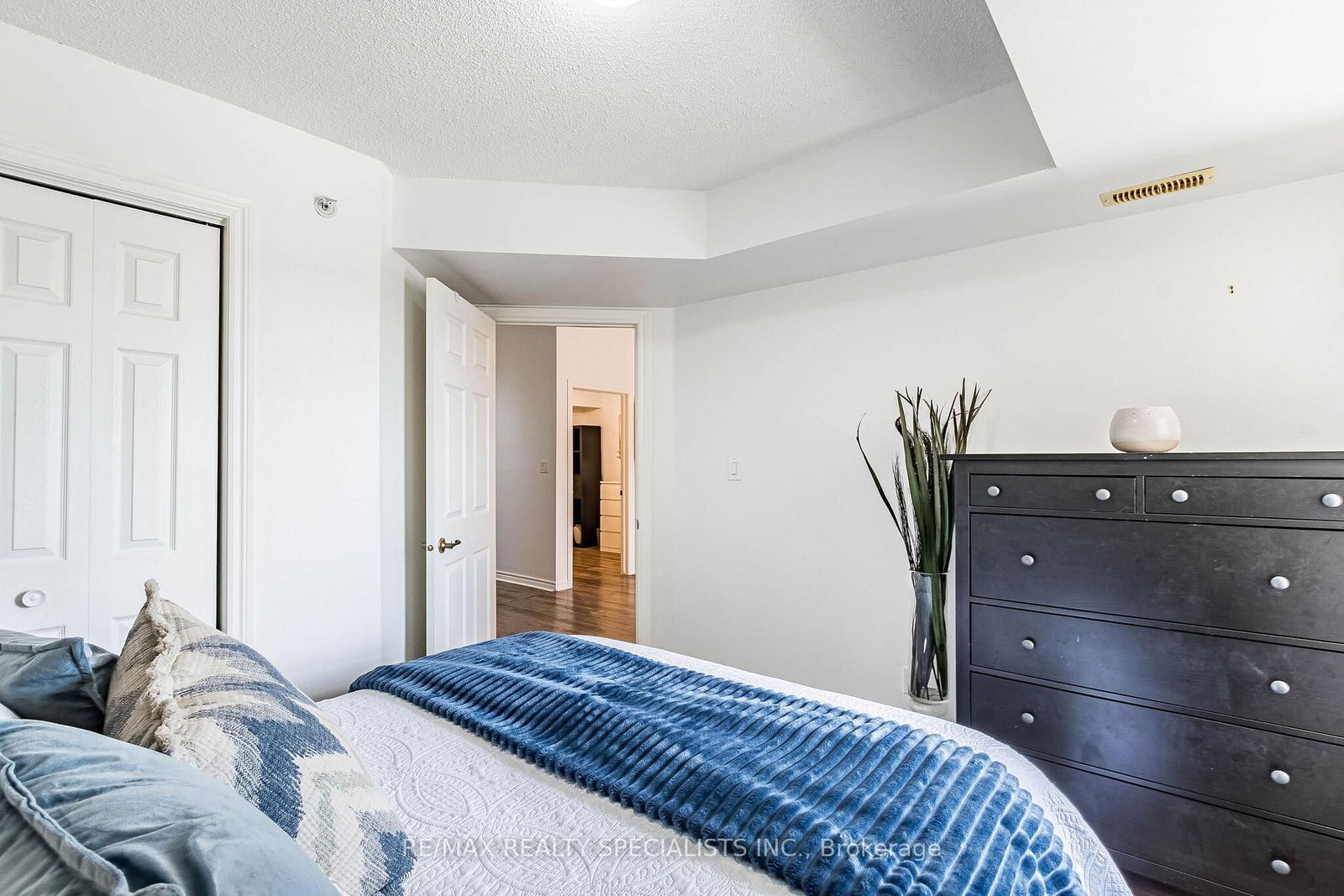 1480 Bishops Gate • #406 • Oakville, ON photo 25
