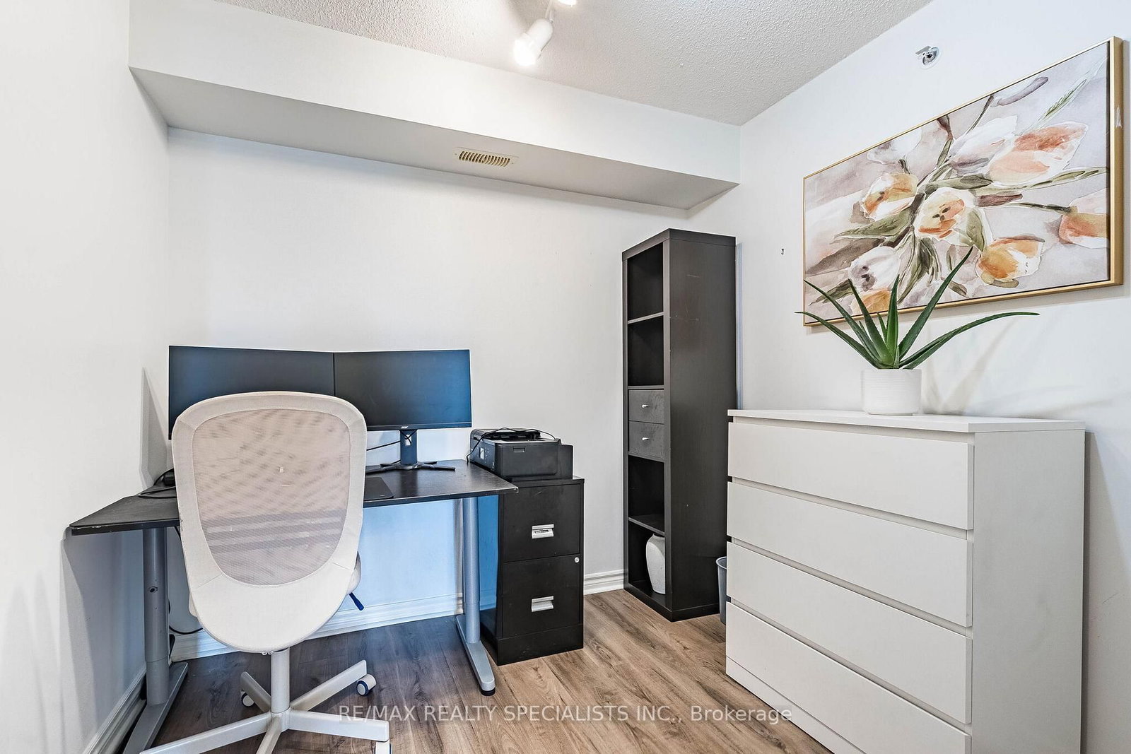 1480 Bishops Gate • #406 • Oakville, ON photo 27