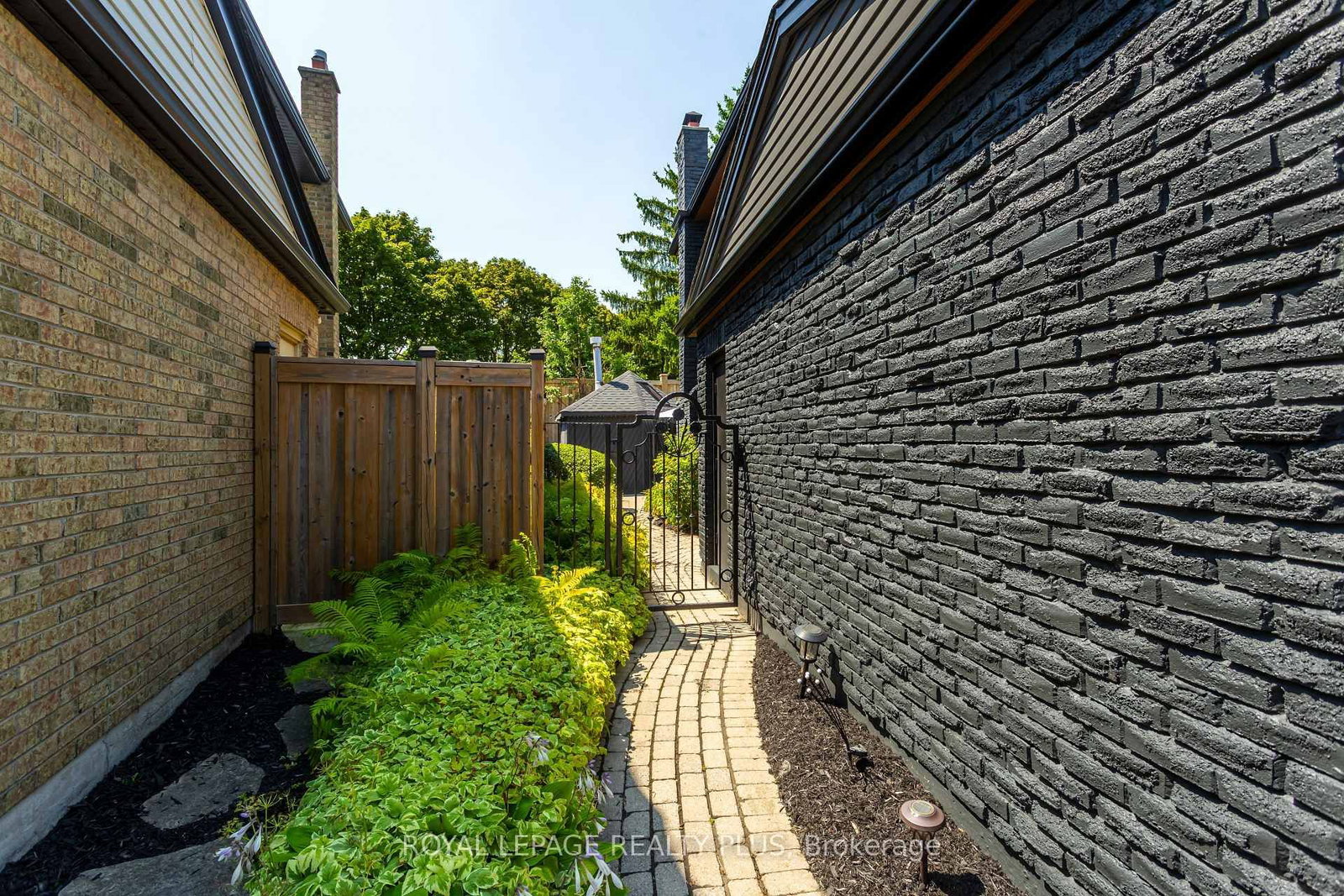 2985 Dancer Court • Mississauga, ON photo 27
