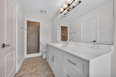 254 Giddings Milton,ON L9T 7A7 — Photo 36