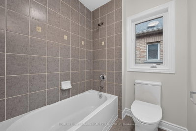 254 Giddings Milton,ON L9T 7A7 — Photo 42