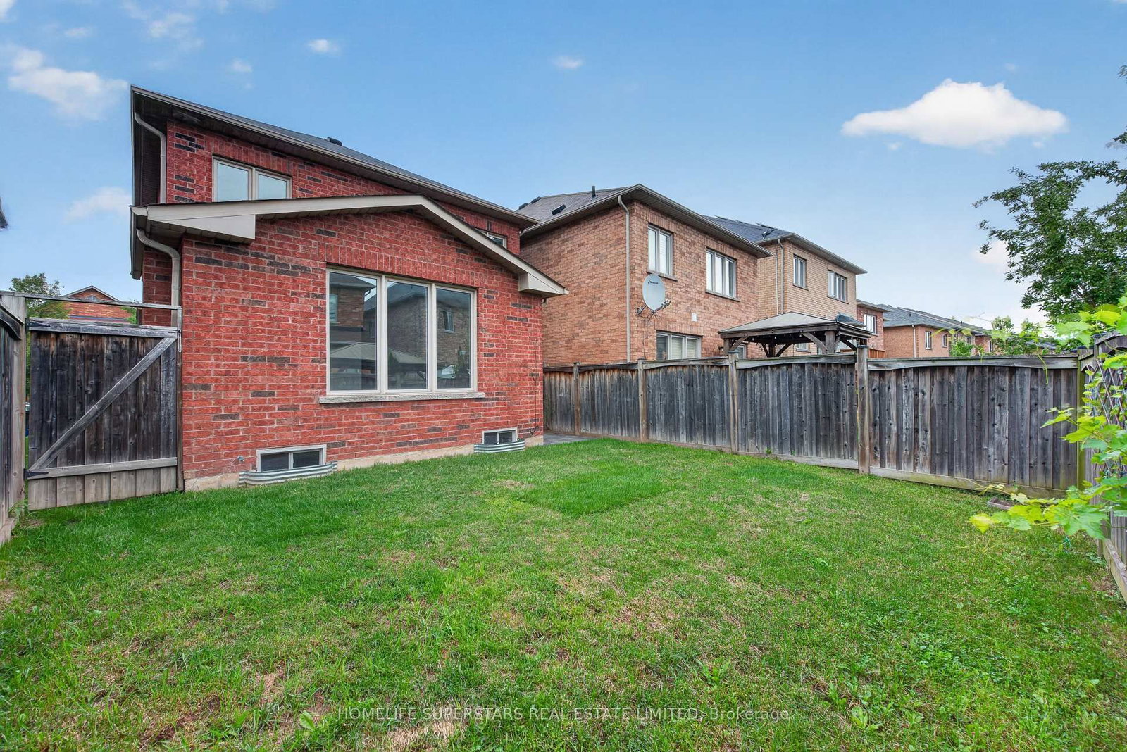 254 Giddings Crescent • Milton, ON photo 5