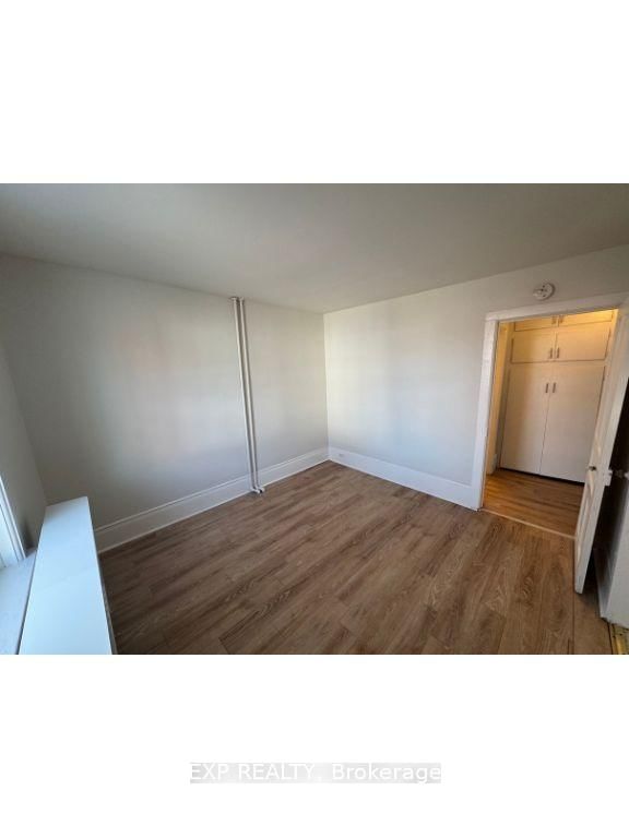 1 - 10 Willow Street N