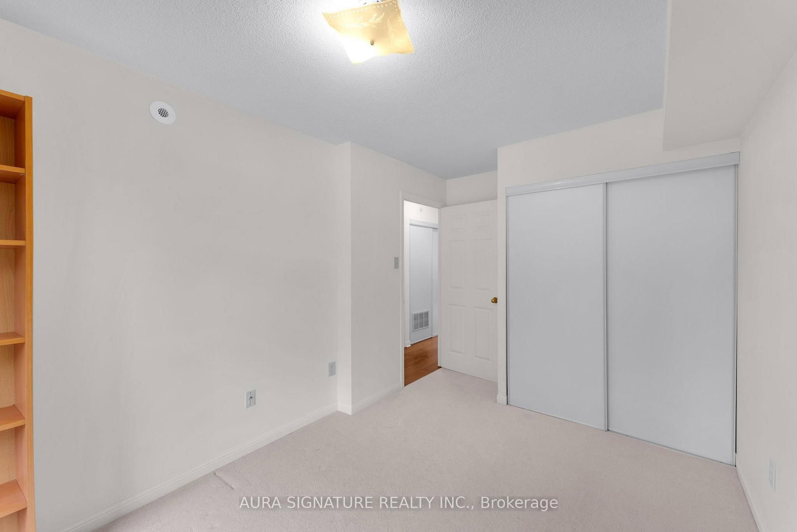 105 George Appleton Way N • #2142 • Toronto, ON photo 27