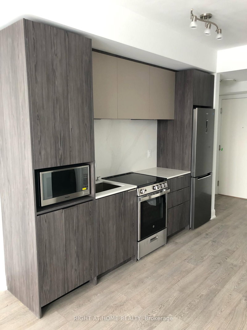 2301 - 70 Annie Craig Drive