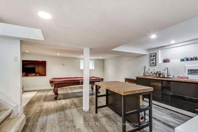 Thumbnail 15
