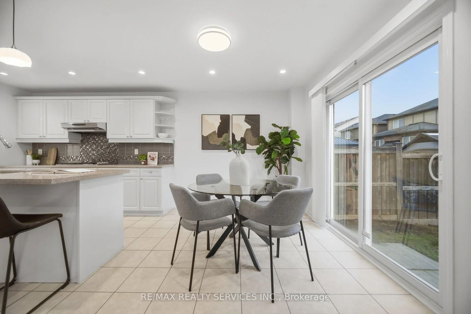 454 Grenke Place • Milton, ON photo 11